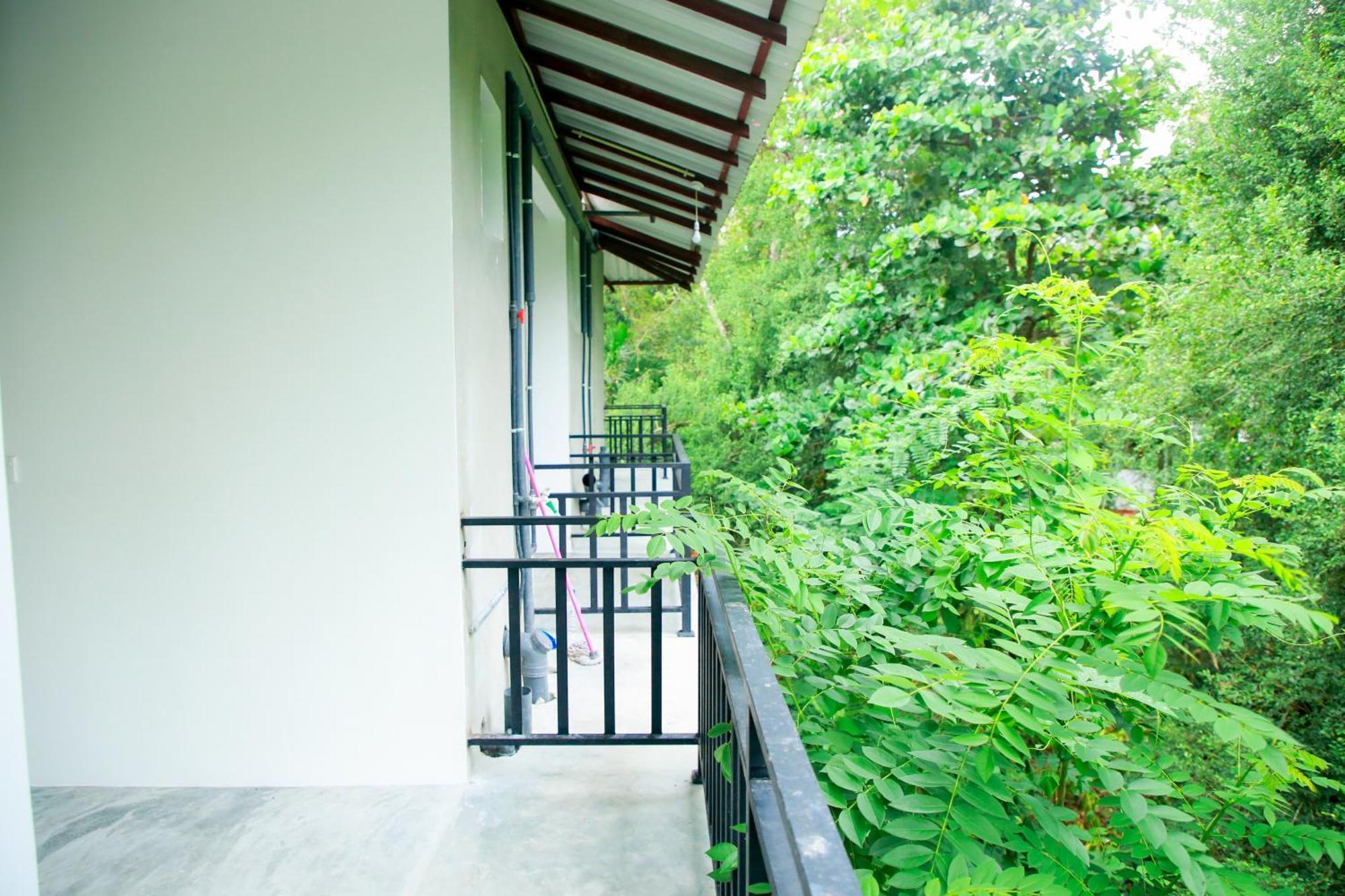 Leo Homestay Dickwella Exterior photo